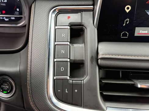 Used 2024 GMC Yukon AT4 AWD/4WD image 19