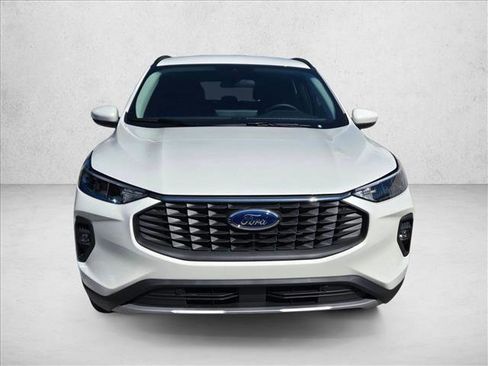 New 2026 Ford Escape SE w/ Class II Trailer Tow Package image 6