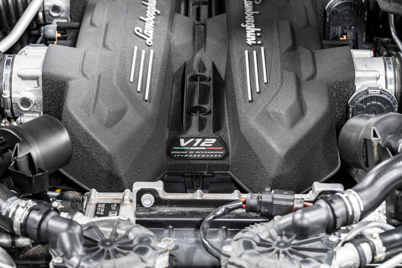 Used 2024 Lamborghini Revuelto AWD/4WD image 53