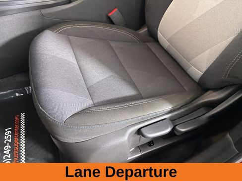 Used 2025 Chevrolet Trax LS image 10