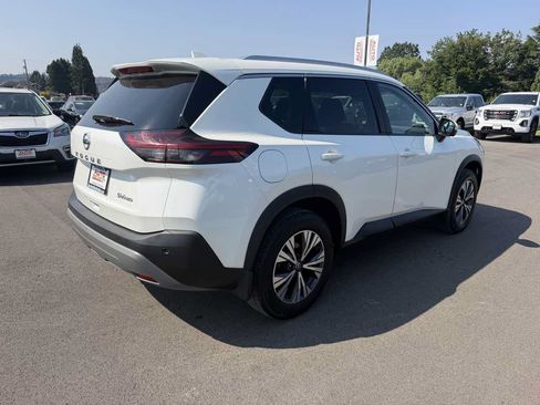 Used 2021 Nissan Rogue SV AWD/4WD image 8