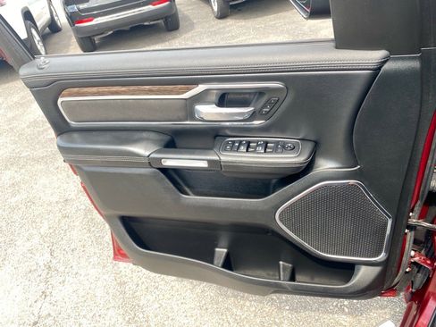 Used 2019 RAM 1500 Laramie image 22