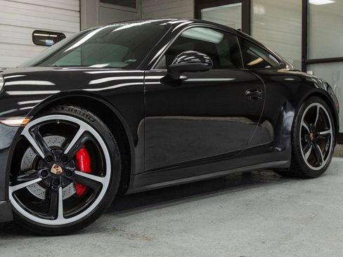 Used 2014 Porsche 911 Carrera 4S image 14