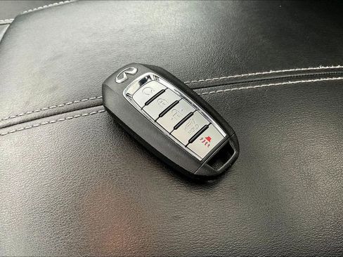 Used 2023 INFINITI QX60 Luxe w/ Performance Audio Package image 34