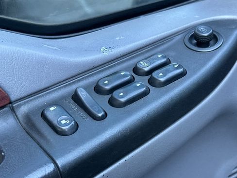 Used 2006 Ford F350 XLT AWD/4WD image 13