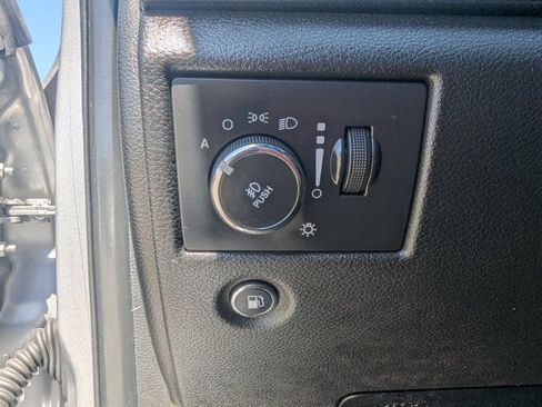 Used 2014 Jeep Grand Cherokee Limited w/ Trailer Tow Group IV AWD/4WD image 17