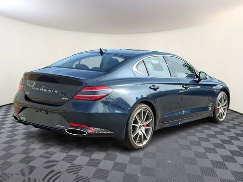 Used 2025 Genesis G70 2.5T image 6