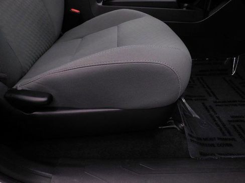 Used 2021 Toyota Tacoma SR image 32