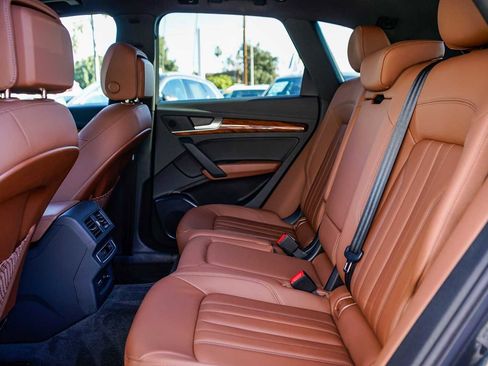 Used 2023 Audi Q5 2.0T Premium w/ Convenience Package image 18