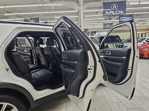 Used 2016 Ford Explorer Limited image 15