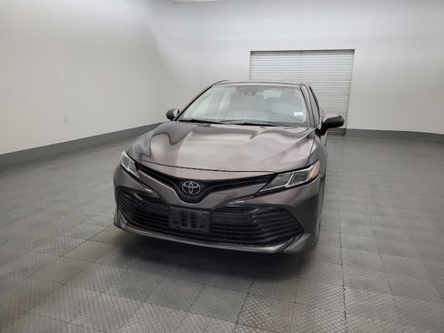 Used 2019 Toyota Camry LE FWD image 15