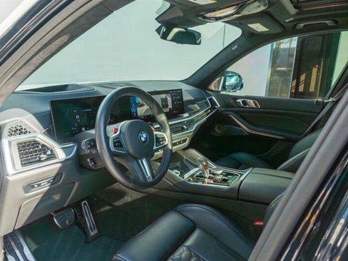Used 2025 BMW X5 M Competition w/ Executive Package image 16