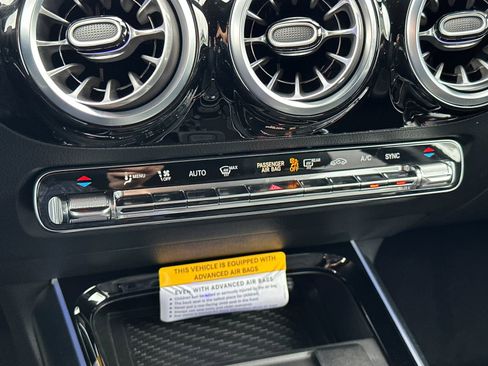 New 2025 Mercedes-Benz GLA 250 image 22