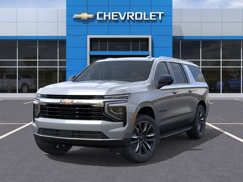 New 2026 Chevrolet Suburban LS RWD image 6
