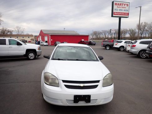 Used 2008 Chevrolet Cobalt LS image 2