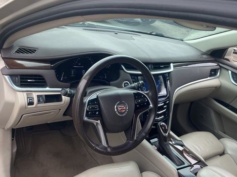 Used 2014 Cadillac XTS Luxury w/ Driver Awareness Package image 18