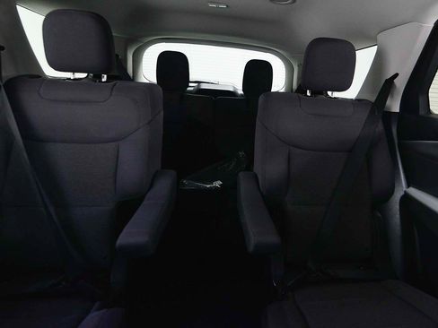 Used 2025 Ford Explorer Active image 9