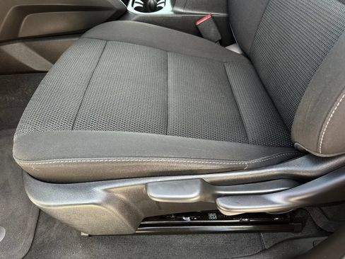 Used 2023 Chevrolet Colorado LT RWD image 24