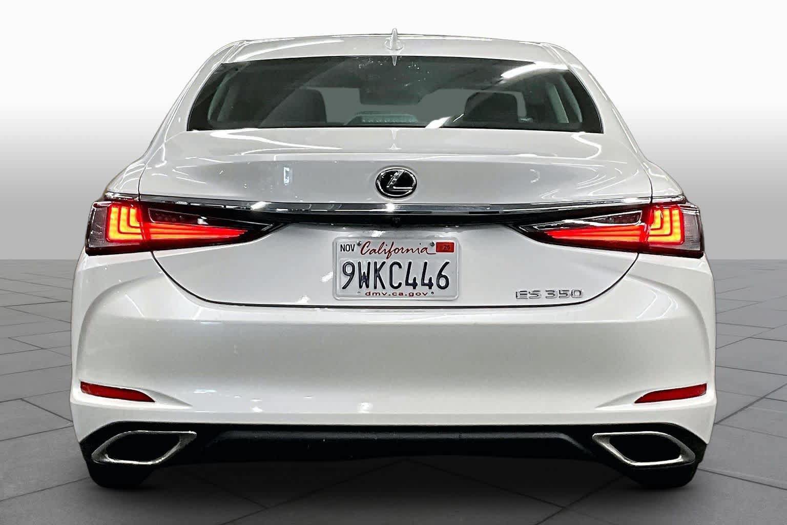 Used 2025 Lexus ES 350 w/ Accessory Package (Z2) FWD image 4
