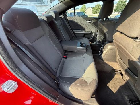 Used 2016 Dodge Charger R/T RWD image 34
