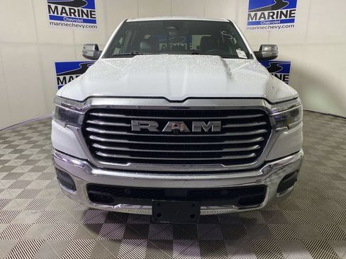 Used 2025 RAM 1500 Laramie AWD/4WD image 15