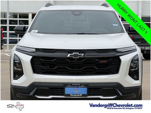 Certified 2025 Chevrolet Equinox RS w/ Safety and Technology Package FWD image 7