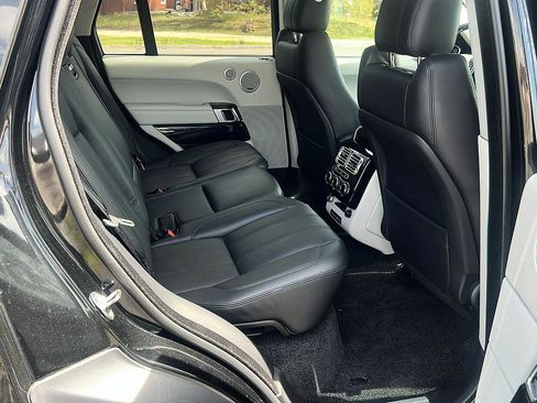 Used 2014 Land Rover Range Rover Supercharged image 36