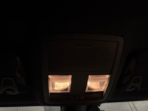 Used 2019 Dodge Challenger SRT Hellcat image 8