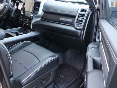 Used 2025 RAM 2500 Laramie AWD/4WD image 52