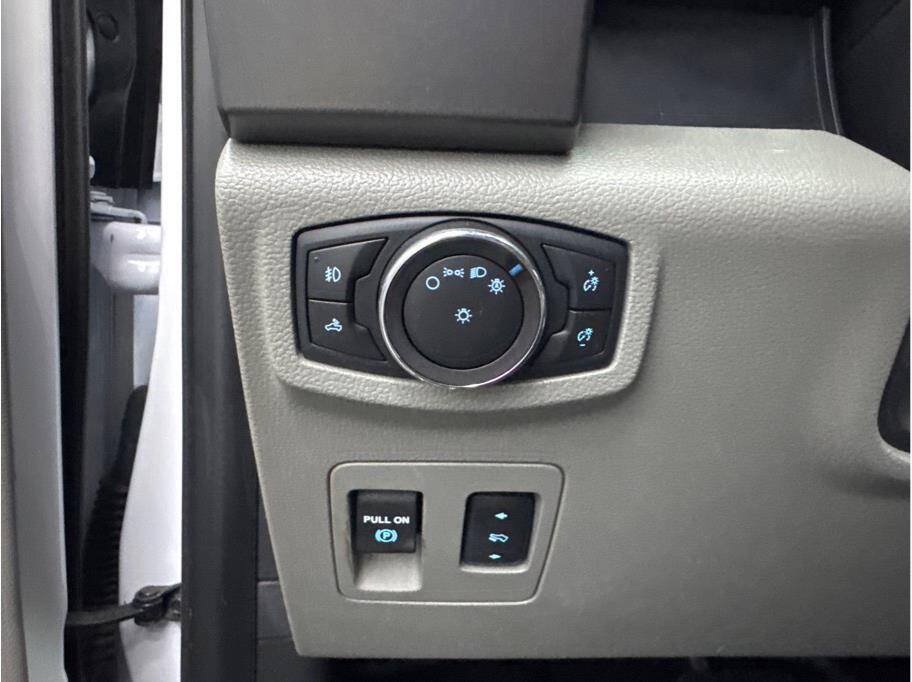Used 2018 Ford F150 XLT w/ Equipment Group 302A Luxury AWD/4WD image 17
