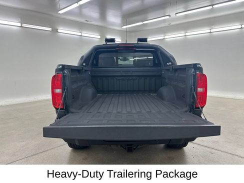 Used 2019 Chevrolet Colorado ZR2 w/ ZR2 Dusk Special Edition AWD/4WD image 19