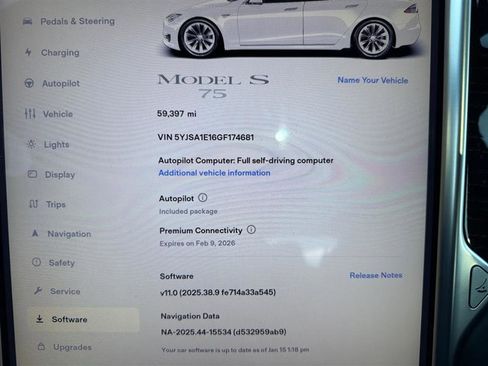 Used 2016 Tesla Model S 60 image 21