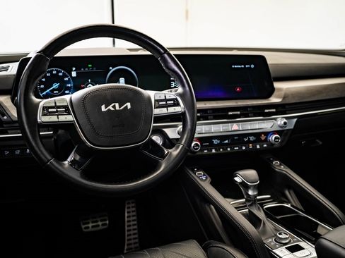 Used 2024 Kia Telluride SX Prestige X-Line image 4