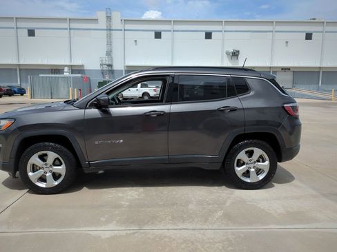 Used 2019 Jeep Compass Latitude image 8