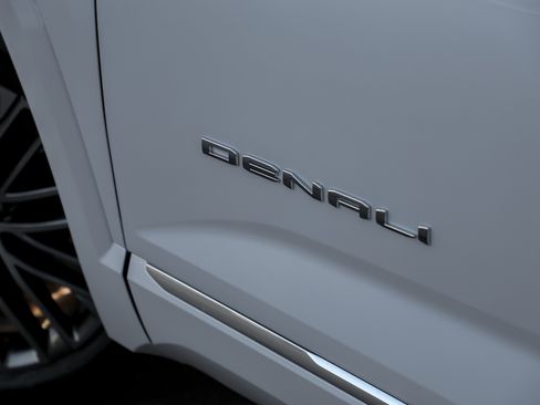 New 2026 GMC Terrain Denali image 5