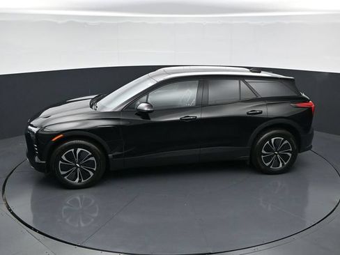 Used 2024 Chevrolet Blazer EV LT AWD/4WD image 37