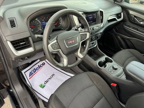 Certified 2024 GMC Terrain SLE w/ Driver Convenience Package FWD image 17