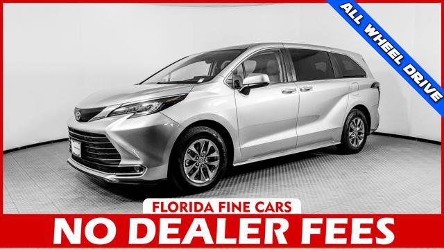 Used 2023 Toyota Sienna XLE AWD/4WD image 1