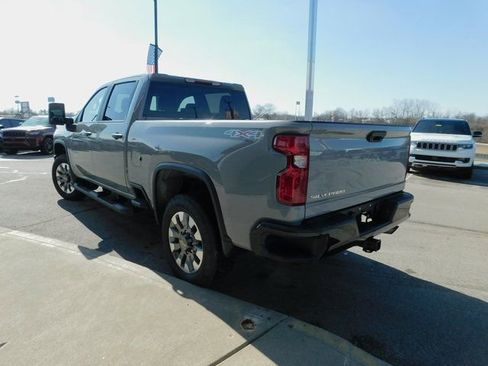 Used 2025 Chevrolet Silverado 2500 Custom image 24