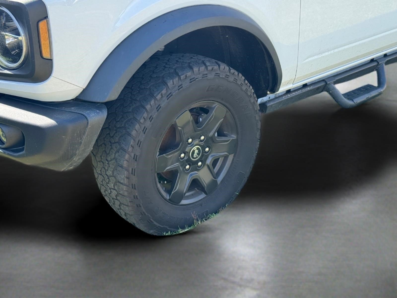 Used 2024 Ford Bronco Black Diamond AWD/4WD image 4