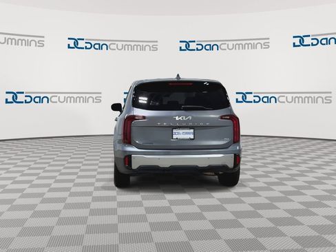 Used 2024 Kia Telluride LX AWD/4WD image 8