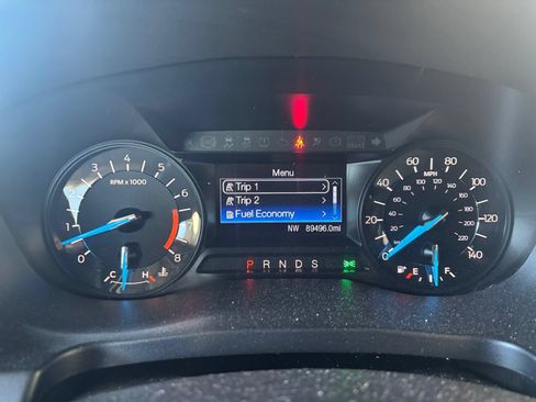 Used 2017 Ford Explorer FWD image 10