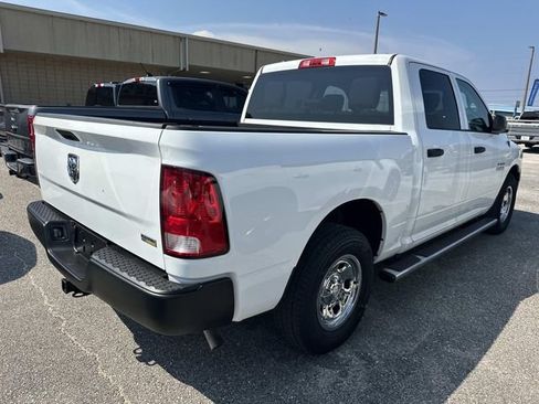 Used 2018 RAM 1500 Tradesman RWD image 9