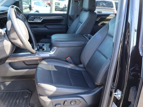 Certified 2024 Chevrolet Silverado 2500 LTZ w/ LTZ Premium Package image 18