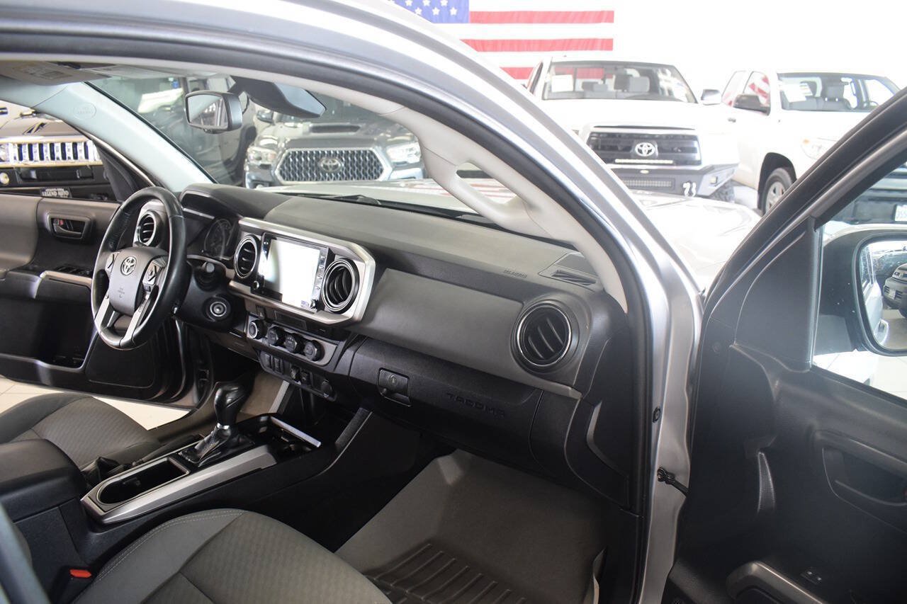 Used 2021 Toyota Tacoma SR5 w/ Technology Package AWD/4WD image 37