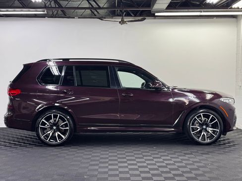 Used 2021 BMW X7 xDrive40i w/ M Sport Package AWD/4WD image 4