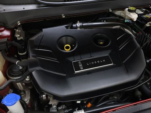 Used 2019 Lincoln MKZ Reserve FWD image 24