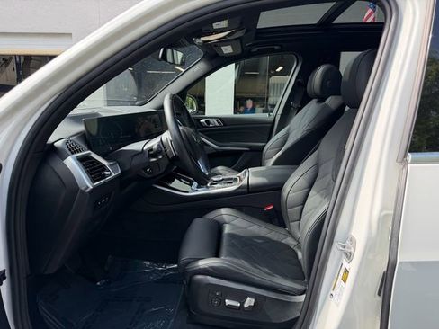 Used 2026 BMW X5 sDrive40i RWD image 9