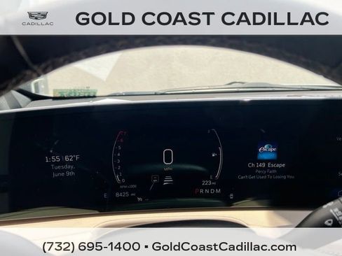 Certified 2024 Cadillac XT4 Luxury w/ Cold Weather Package FWD image 21