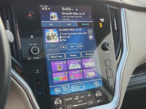 Used 2021 Subaru Outback Limited image 17